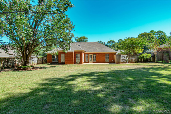 513 Pinetree Lane