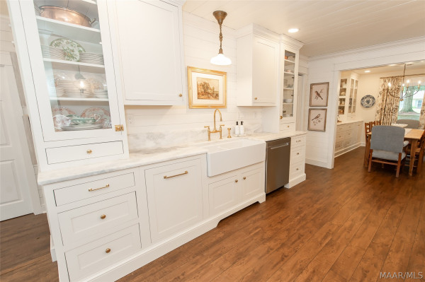 116 Arrowhead Drive