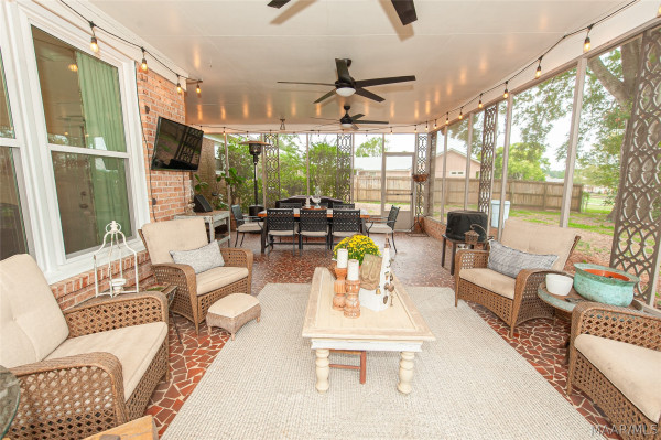 116 Arrowhead Drive