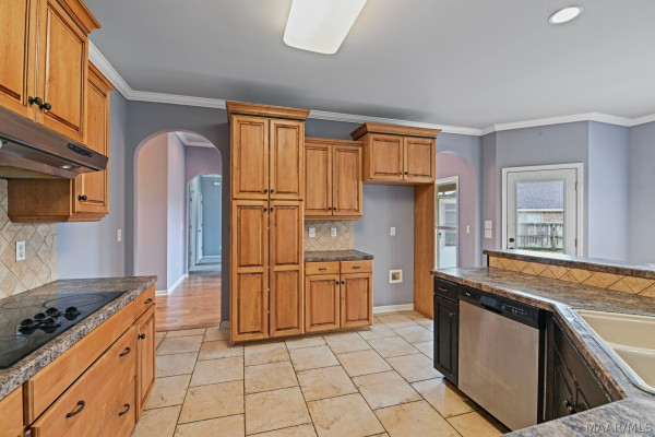 78 William Circle