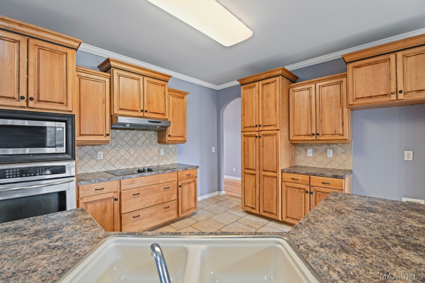 78 William Circle