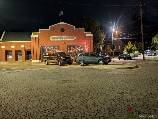 423 Mobile Street