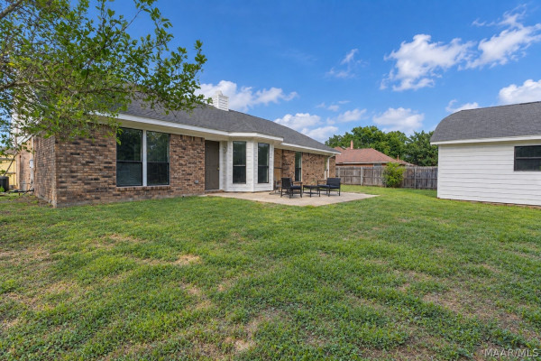 2325 Edinburgh Drive