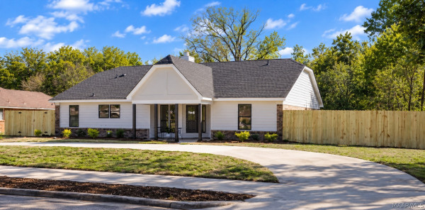 2325 Edinburgh Drive