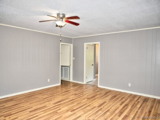 2024 Green Acres Drive