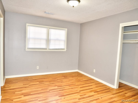 2024 Green Acres Drive