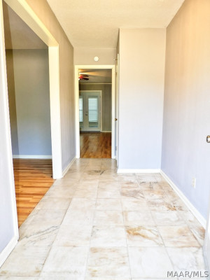 2024 Green Acres Drive
