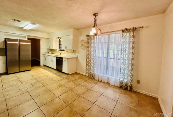 535 SEMINOLE Drive