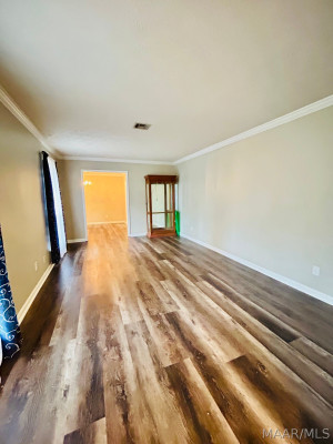 535 SEMINOLE Drive