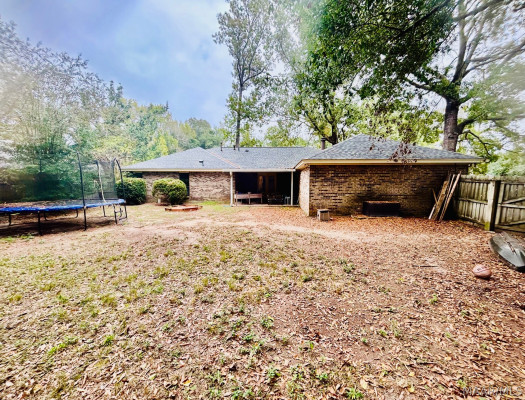 535 SEMINOLE Drive