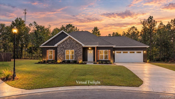 652 Lorie Lee Loop