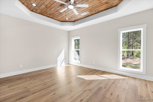 652 Lorie Lee Loop