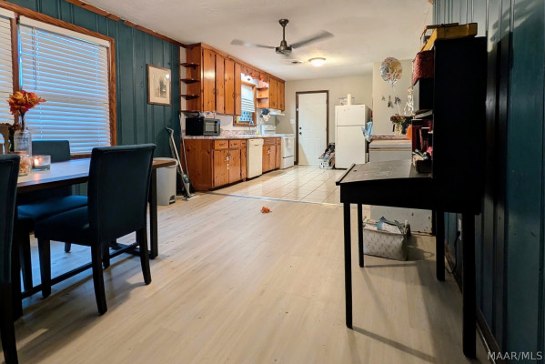 855 Coliseum Boulevard