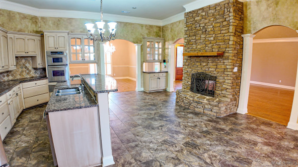 8696 Huntingdon Ridge Lane