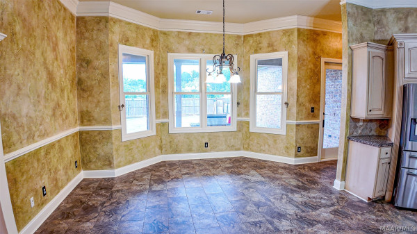 8696 Huntingdon Ridge Lane