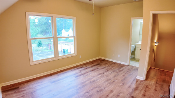 8696 Huntingdon Ridge Lane