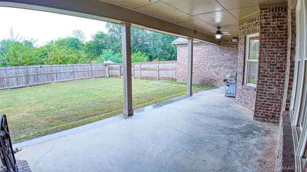 8696 Huntingdon Ridge Lane