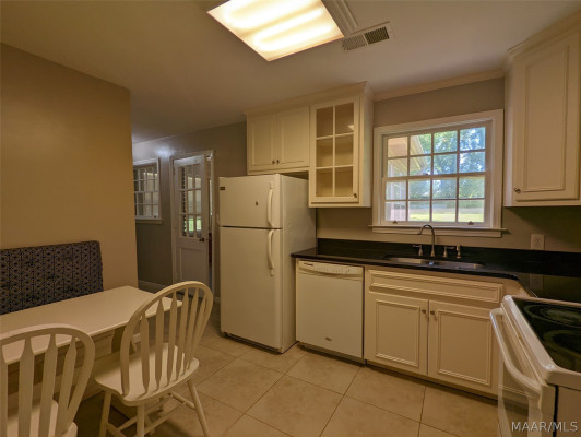 2137 Meadow Lane Drive