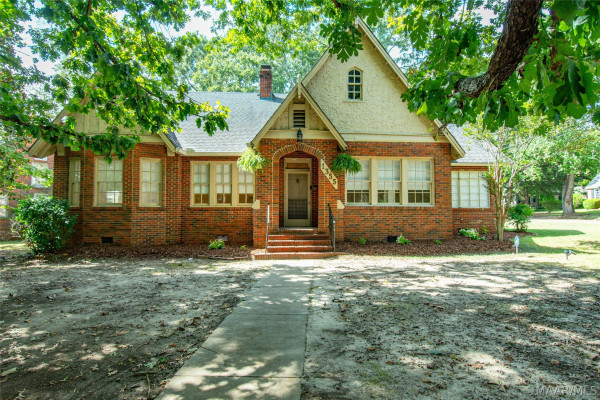 1355 Magnolia Curve