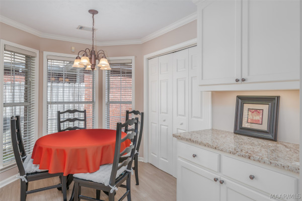 1264 Westfield Lane
