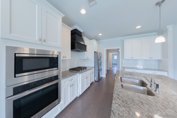 1458 Trolley Road