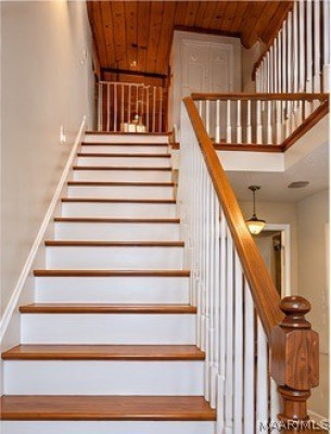 225 Mercer Road