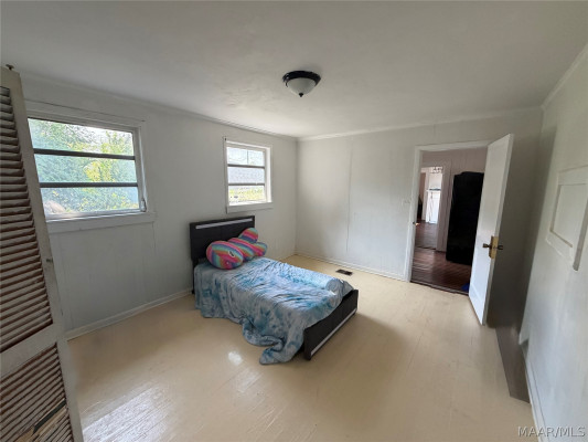 445 Dericote Street