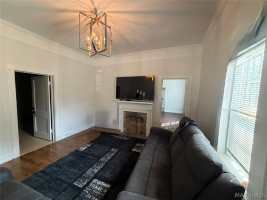 445 Dericote Street