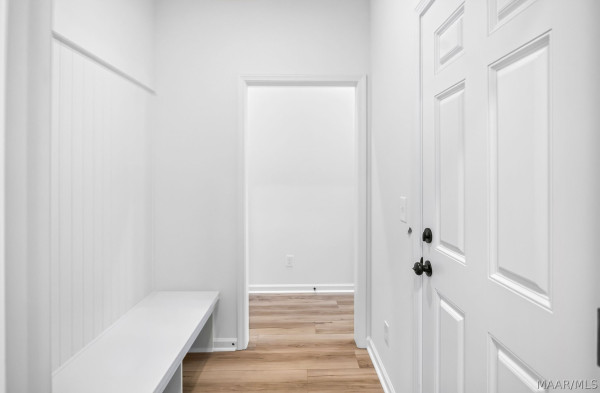 348 Crestwood Circle