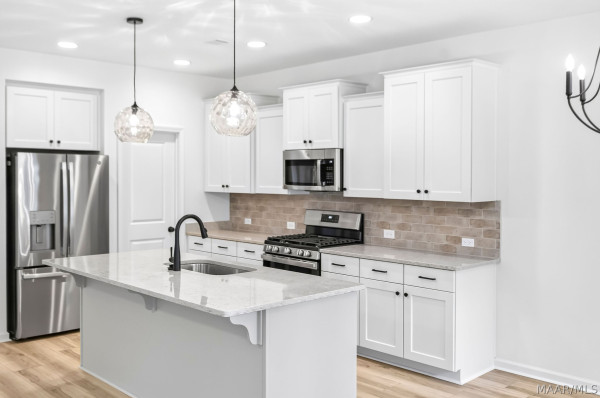 348 Crestwood Circle