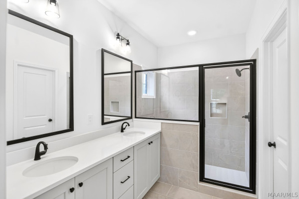 348 Crestwood Circle