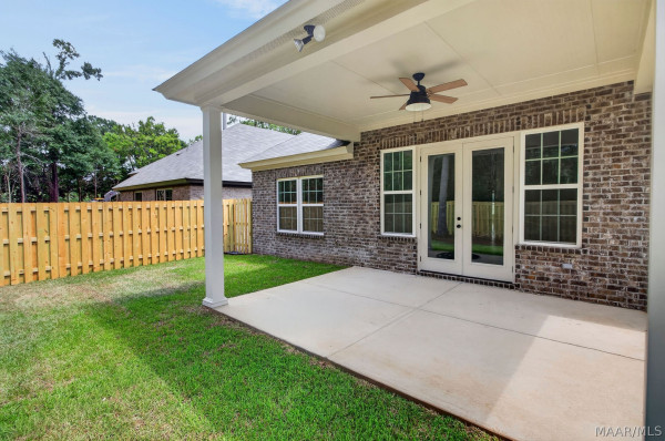 348 Crestwood Circle