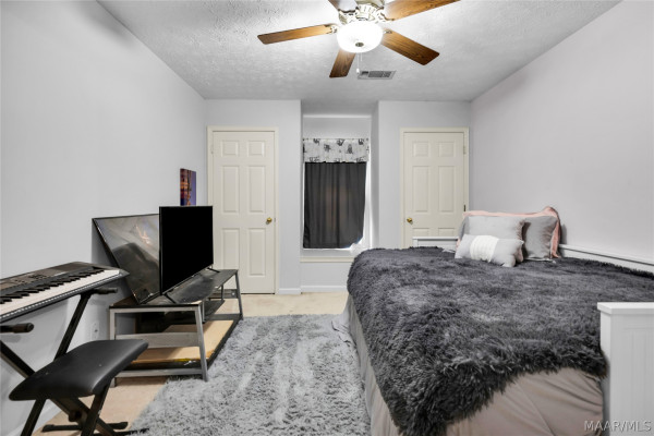 1601 Timber Trail