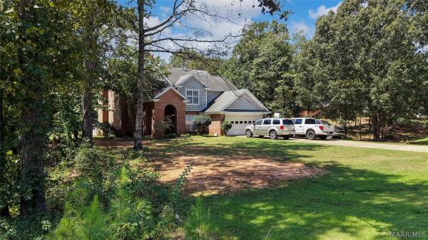 1601 Timber Trail