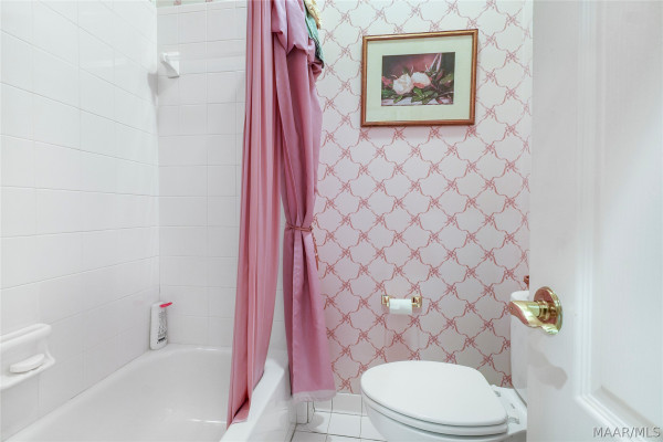 2238 Vaughn Lane