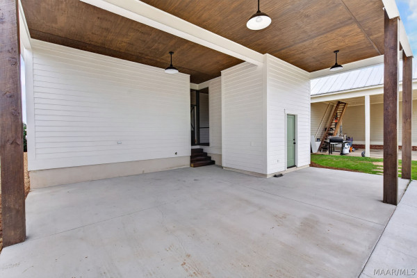 139 Waters View Drive